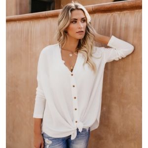 Vici thermal tie front top